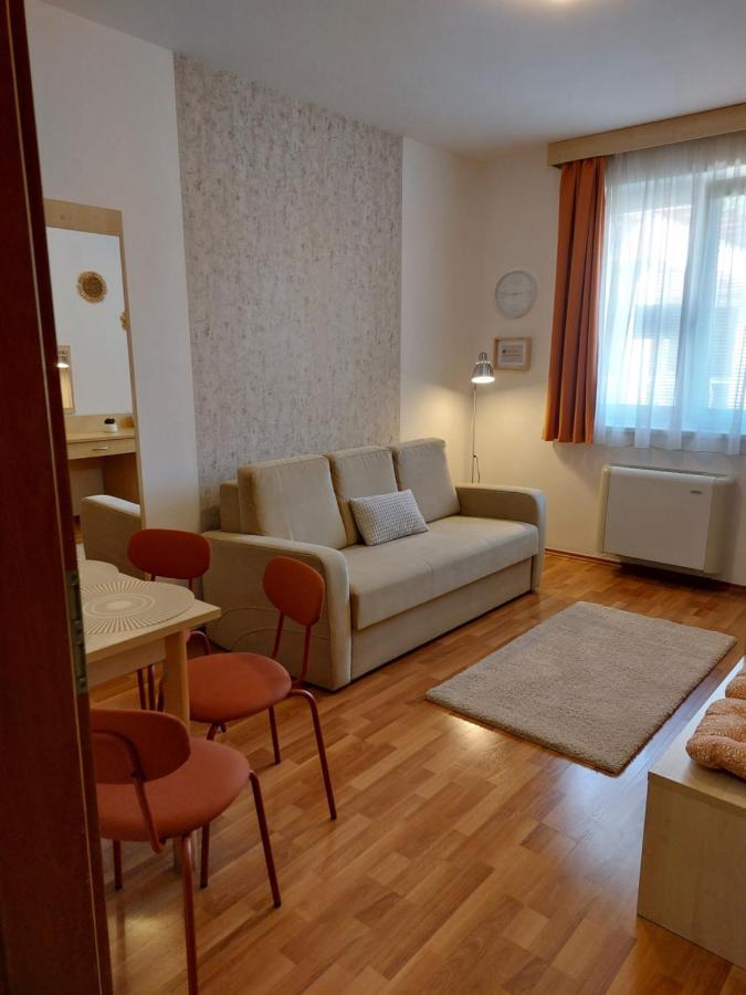Myrelax Apartment - Hajdúszoboszló 外观 照片